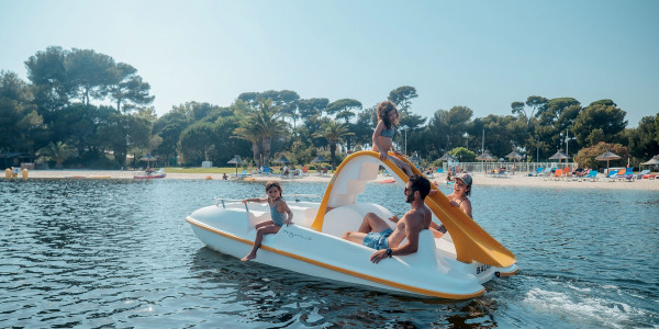 Un été au soleil : sous les palmiers, la plage !